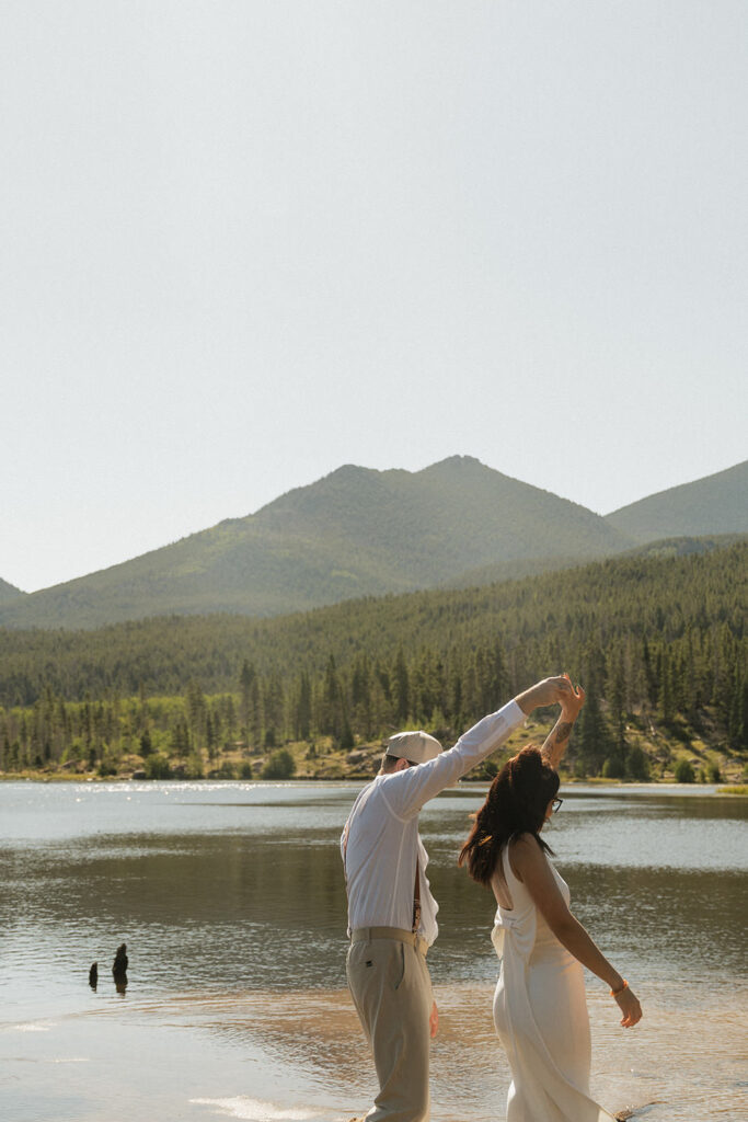 elope in rocky mountain national park