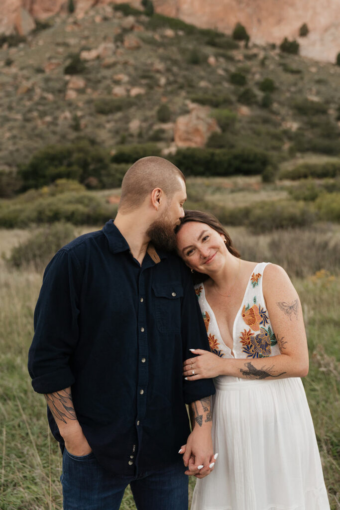 garden of the gods engagement photos