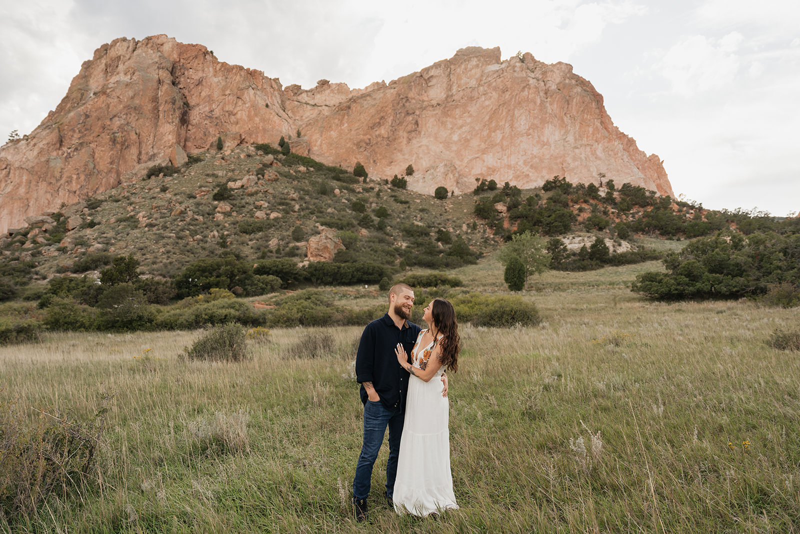 garden of the gods engagement photos