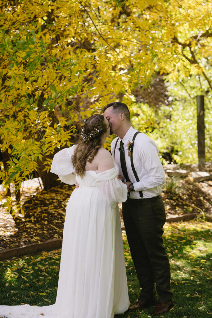 lyons riverbend wedding